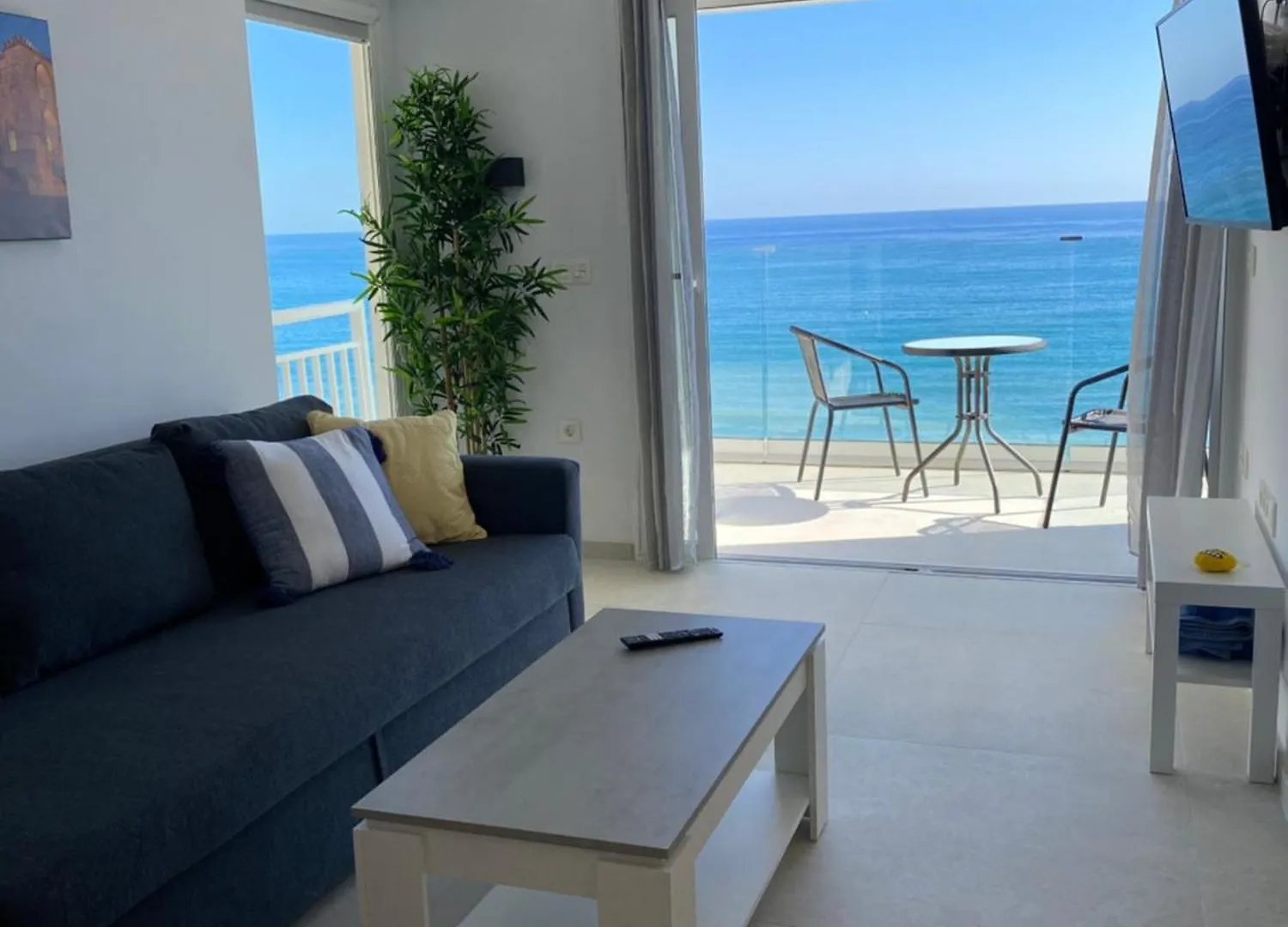 Playa Malagueta Vistas Frontal Al Mar Con Dos Dormitorios Màlaga Apartmán