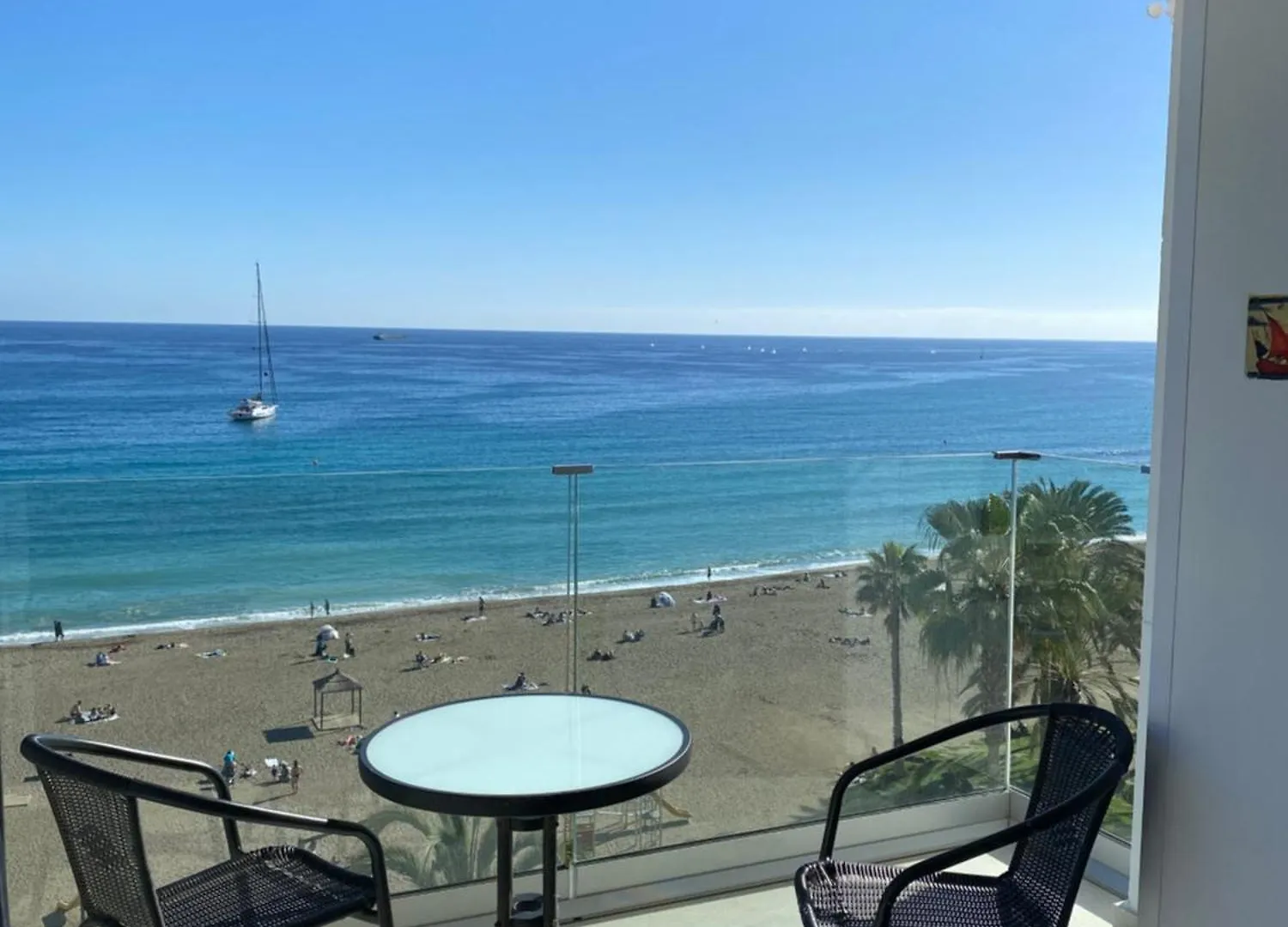 Playa Malagueta Vistas Frontal Al Mar Con Dos Dormitorios Malaga Apartment