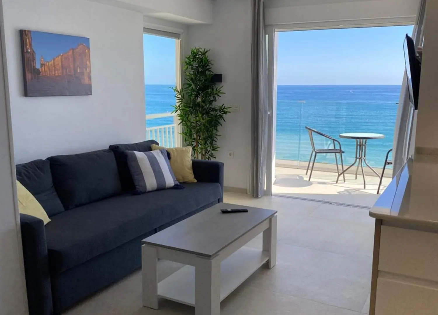 Apartment Playa Malagueta Vistas Frontal Al Mar Con Dos Dormitorios Malaga